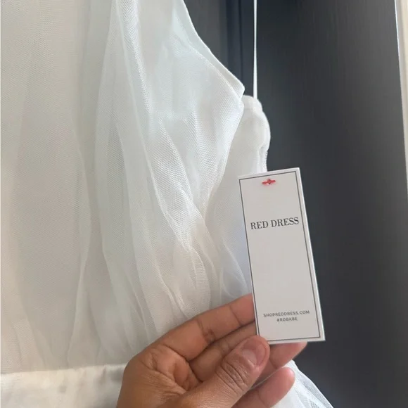 Aura Shock & Awe White Sleeveless Ruffled Tiered Tulle Maxi Dress NWT - Picture 5 of 7